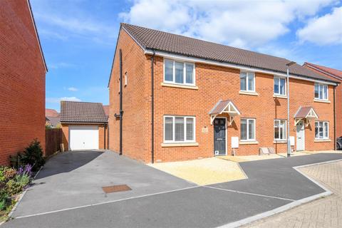 4 bedroom semi-detached house for sale, Pontefract Avenue, Trowbridge