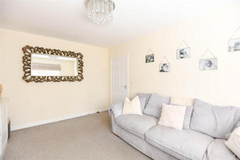 4 bedroom semi-detached house for sale, Pontefract Avenue, Trowbridge