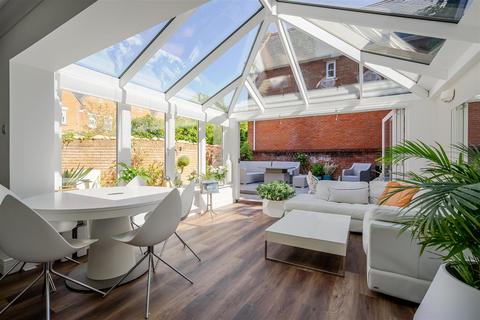 4 bedroom townhouse to rent, Chapel Square, Virginia Water
