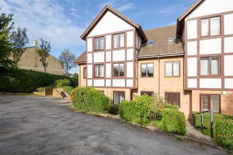 2 Hallam Chase, Sheffield, S10 5SW
