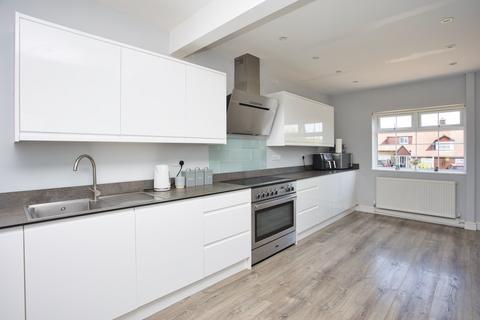 4 bedroom semi-detached house for sale, The Drove, Whitfield, Dover, CT16