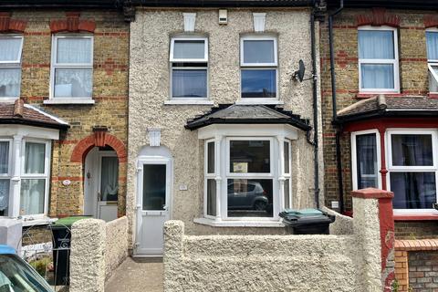 15 Salisbury Road, Gravesend, DA11 7DF