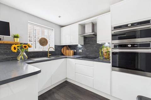 undefined, Ferndale, Hyde, Cheshire, SK14