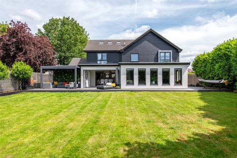 1 Southfields Green, Gravesend, DA11 7AD