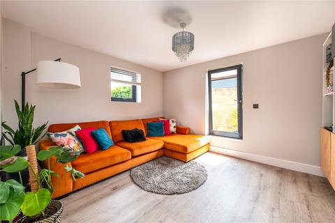 1 Southfields Green, Gravesend, DA11 7AD