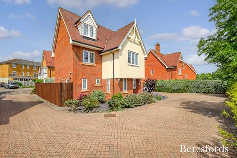 6 bedroom detached house for sale, Woodlands Park, Dunmow, CM6