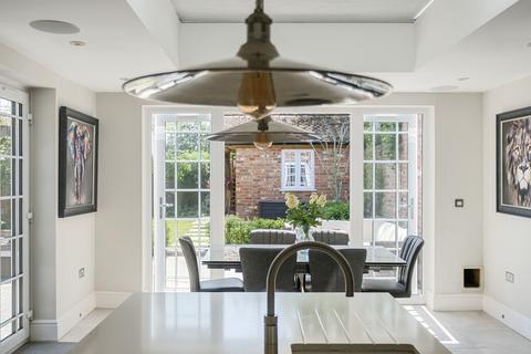 3 bedroom end of terrace house for sale, King Street Lane, Wokingham RG41