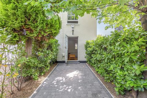 2 bedroom end of terrace house for sale, Broom Road, Teddington, London, Middlesex, TW11