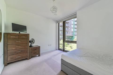 1 bedroom flat for sale, Ace Way, Nine Elms, London, SW11