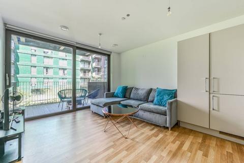 1 bedroom flat for sale, Ace Way, Nine Elms, London, SW11