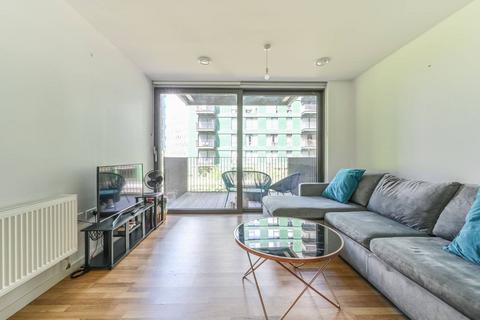 1 bedroom flat for sale, Ace Way, Nine Elms, London, SW11