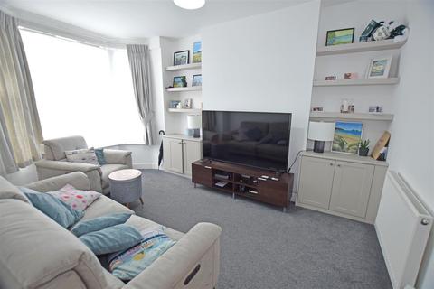 3 bedroom terraced house for sale, Heathfield Road, Heath/Gabalfa, Cardiff