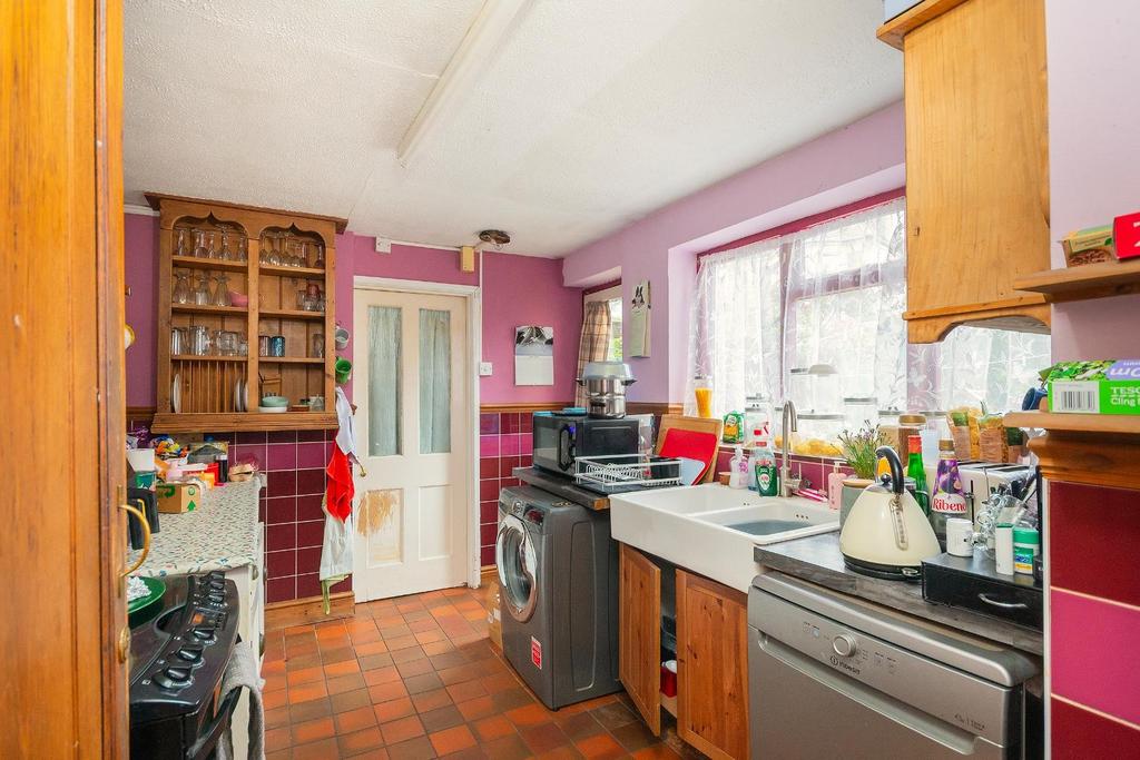 3 F4 AHD - Kitchen A.jpg