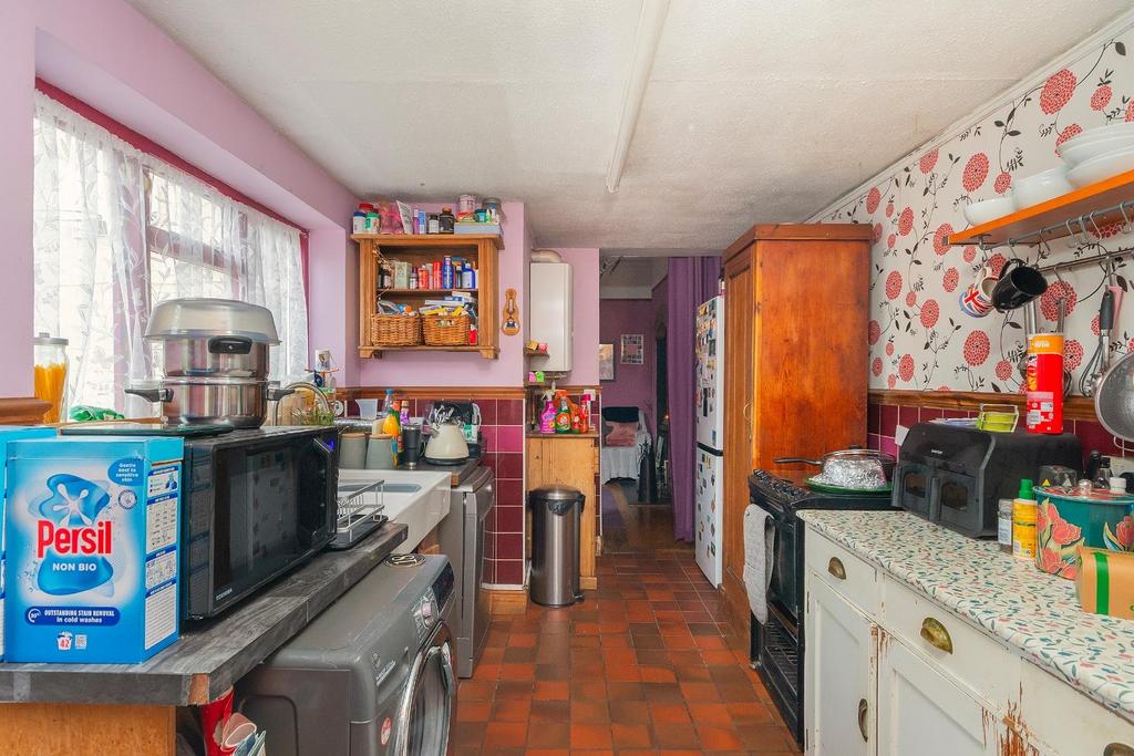 3 F4 AHD - Kitchen C.jpg