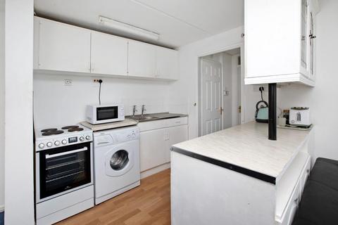 2 bedroom flat for sale, Devondale Court, Dawlish Warren, EX7