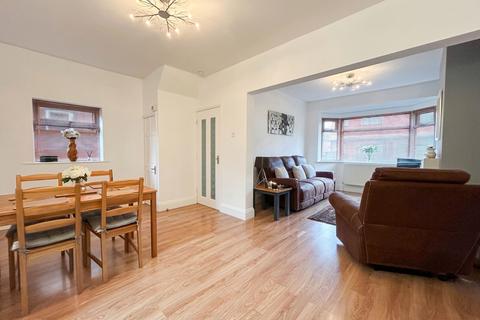 3 bedroom house for sale, Nansen Avenue, Manchester M30