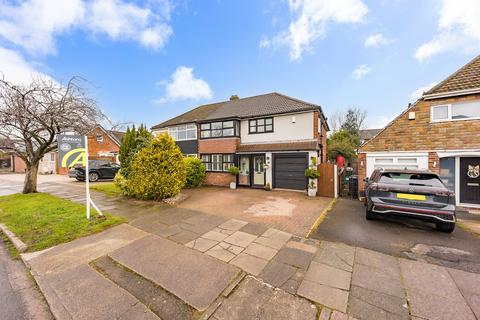 4 bedroom semi-detached house for sale, Coniston Avenue, Ashton-In-Makerfield, WN4