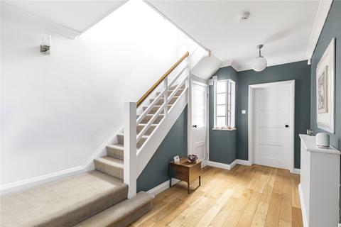 7 Beresford Avenue, Twickenham, TW1 2PY