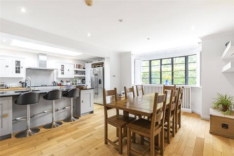 7 Beresford Avenue, Twickenham, TW1 2PY