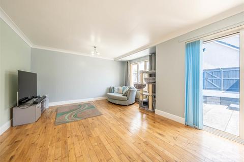 4 bedroom house for sale, Madoch Square, Glencarse, Perth