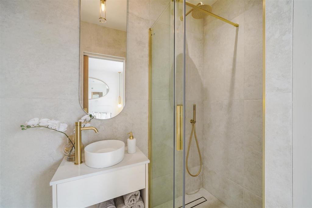 Flat 7, Pristine House - Rttiau Aj C2 Jc OVt RHA8 I.jpg