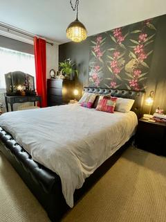 29 Beechcroft Close, Streatham, London, SW16 2EW