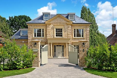 5 bedroom detached house for sale, Heath Rise, Virginia Water