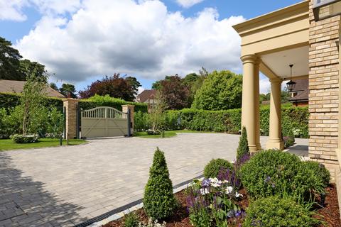 5 bedroom detached house for sale, Heath Rise, Virginia Water