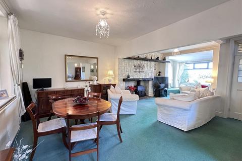 3 bedroom detached house for sale, Middleton Road, Sadberge, DL2 1RN