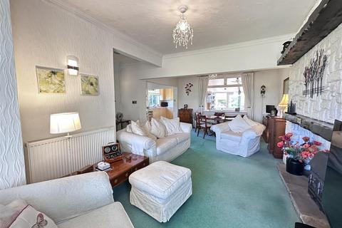 3 bedroom detached house for sale, Middleton Road, Sadberge, DL2 1RN