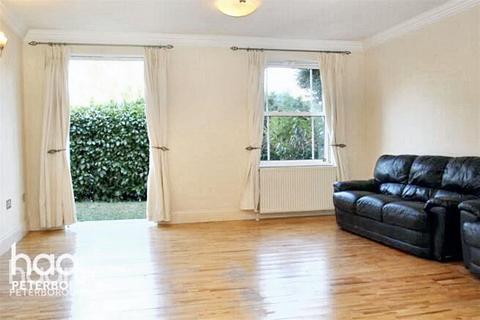 undefined, Thorpe Road, Peterborough