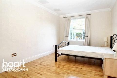 undefined, Thorpe Road, Peterborough