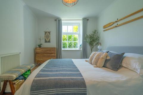 2 bedroom flat for sale, Louisa Terrace, Exmouth, EX8 2AQ