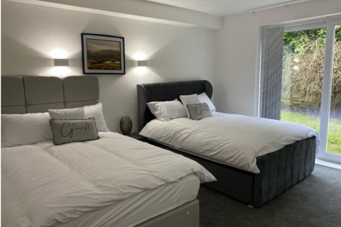 undefined, Rochdale Road, Oldham, Lancashire, OL1