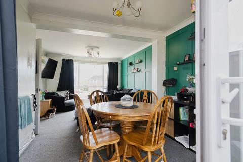 3 bedroom terraced house for sale, Longleat Drive, Louth LN11