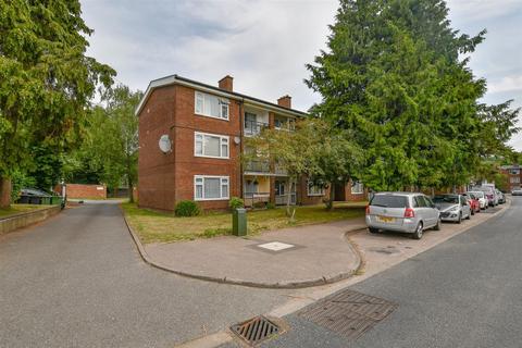 1 bedroom apartment for sale, Park Street Lane, Park Street, AL2