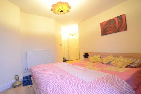 2 bedroom flat to rent, The Picture House, Cheapside, Reading, RG1