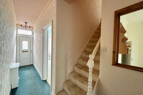 27 Bay View, Paignton, TQ3 2DL