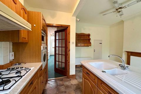 27 Bay View, Paignton, TQ3 2DL