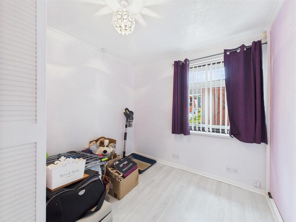 Bedroom: