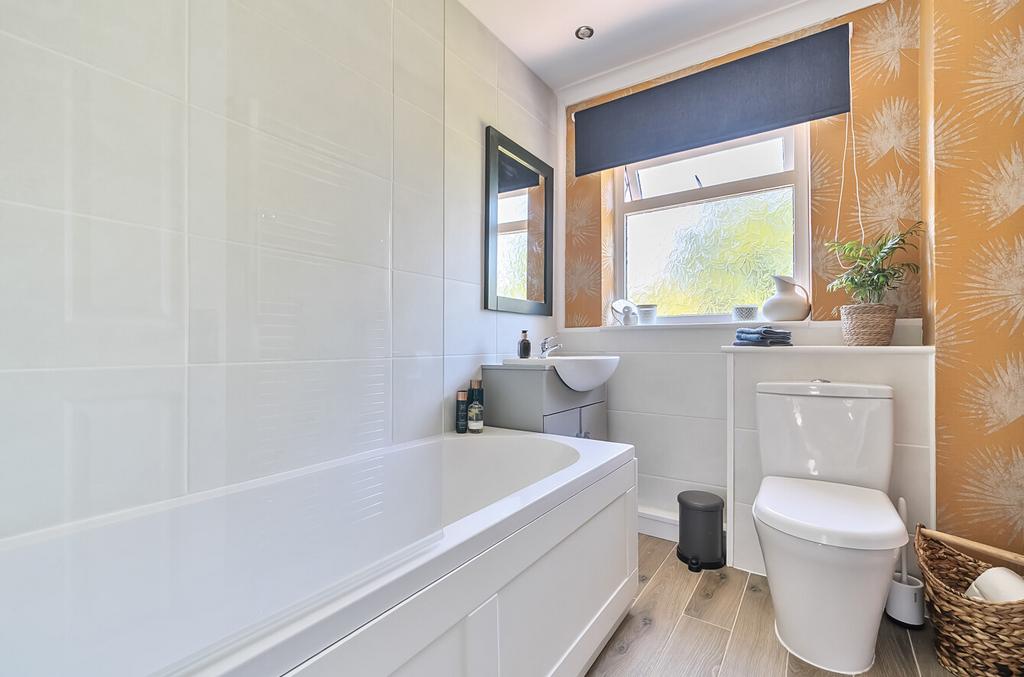 1312180-4-6852bb0...