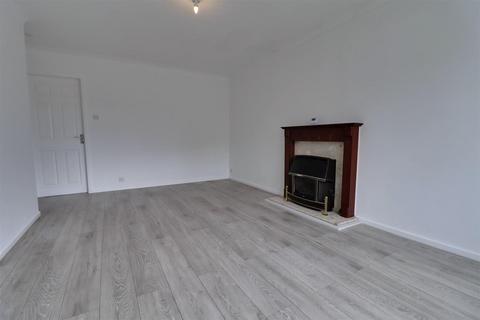 3 bedroom semi-detached house for sale, Sandhurst Avenue, Wistaston