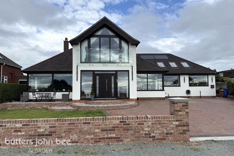 4 bedroom detached house for sale, Scot Hay Road, Alsagers Bank