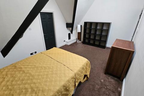 4 bedroom flat share to rent, Room 4, St Johns House, Merrion Street, Leeds, LS2 8JE