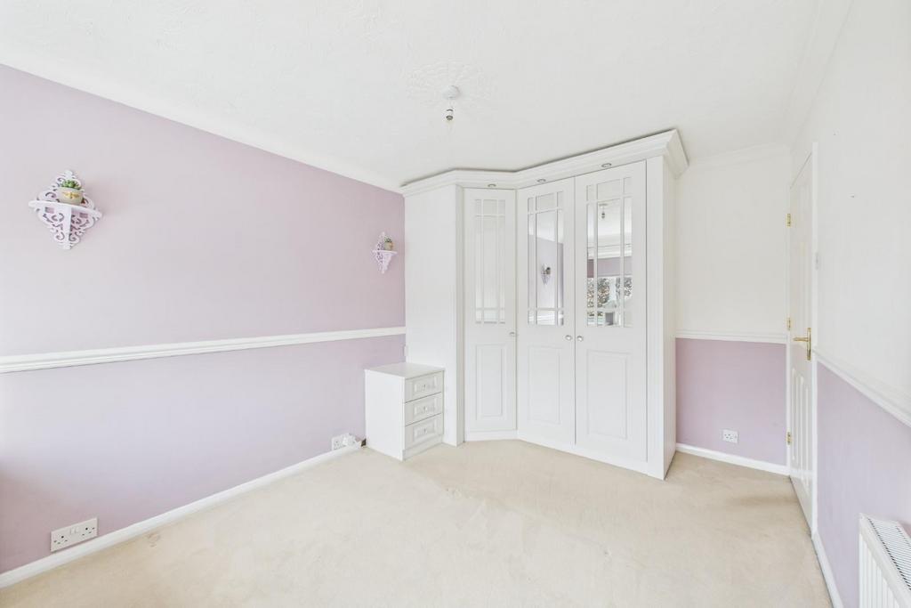 CAM04106 G0-PR0144-STILL022.jpg