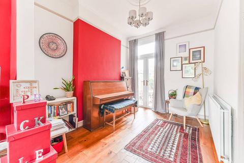 4 Wiverton Road, London, SE26 5HY