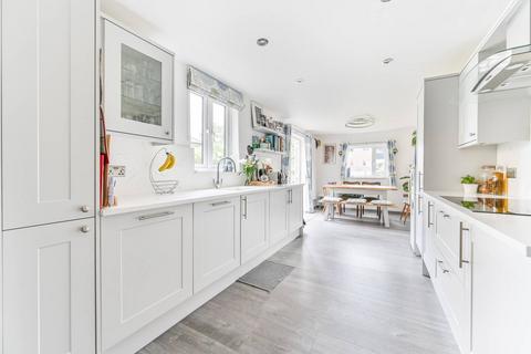 4 Wiverton Road, London, SE26 5HY