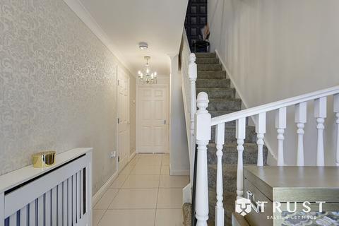 4 bedroom townhouse for sale, Brunswick Place, Heckmondwike, WF16