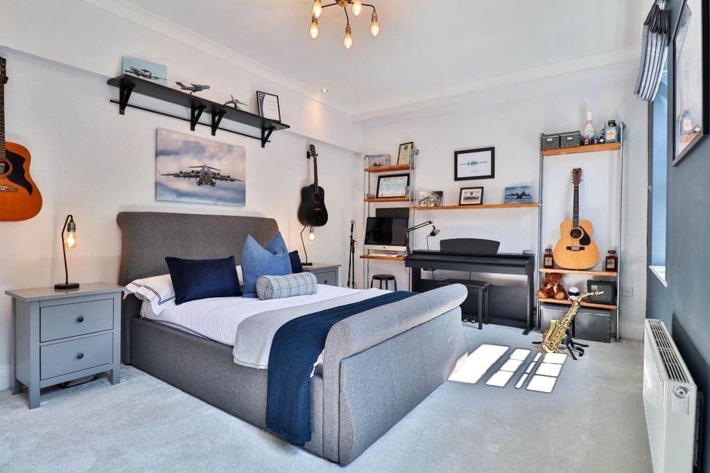 Bedroom 4