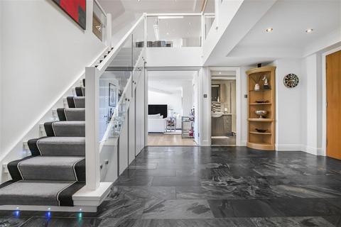 undefined, Parkgate Road, SW11